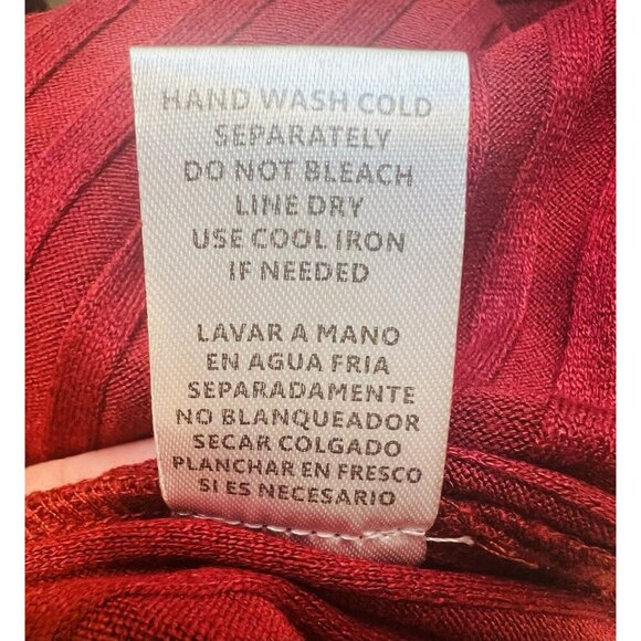 After Market Anthropologie Red Burgundy Pleated Midi Skirt Side Slits Size Small - Picture 6 of 7